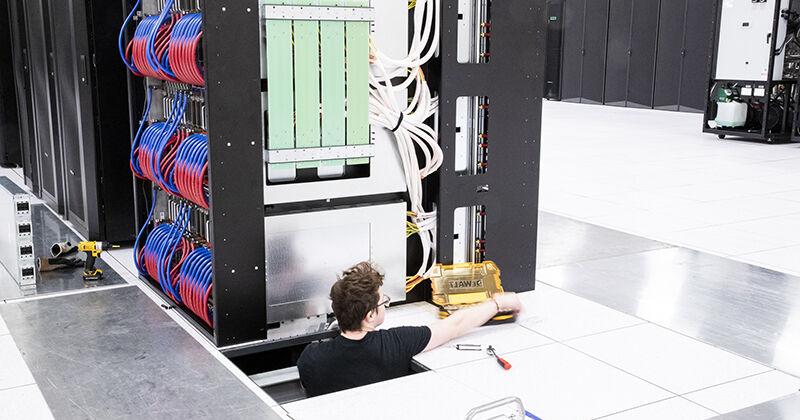 Los Alamos Unveils New Supercomputer | Business | Abqjournal.Com